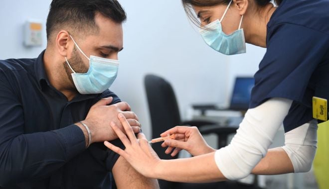 Câte persoane s-au vaccinat în România împotriva coronavirusului până în prezent - gettyimages12307815621320x880-1616690937.jpg