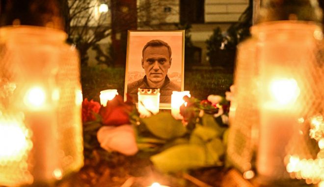 Zeci de oameni arestaţi la Mosova, după moartea lui Aleksei Navalnîi