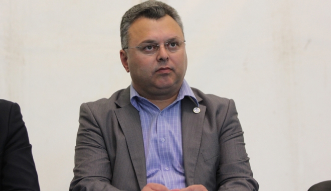Decizie surprinzătoare a liderului PNL Constanța, Gheorghe Dragomir. Ce le-a sugerat colegilor - gheorghedragomir1-1473597610.jpg