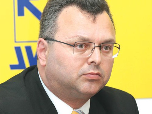 Președintele filialei PNL Constanța s-a întâlnit cu liberalii din județ - gheorghedragomir131317544768-1319894171.jpg