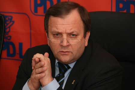 PNL a băgat România în criză - gheorgheflutur-1315131669.jpg
