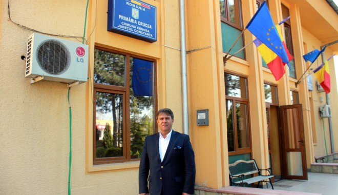 Ce proiecte pregătește primarul Gheorghe Frigioi pentru comuna Crucea - gheorghefrigioi25-1369240437.jpg