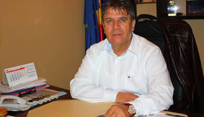 Investiții în energie verde. Crucea, comuna din județul Constanța iluminată cu LED-uri - gheorghefrigioicrucea1-1422639490.jpg