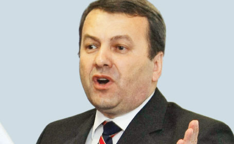 Ministrul Finanțelor se întâlnește cu patronii - gheorgheialomitianu-1315495771.jpg