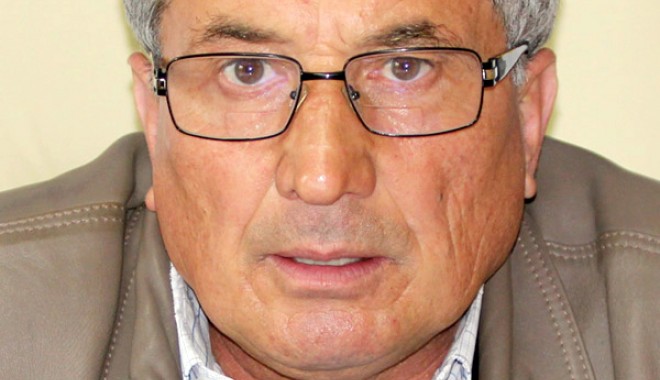 Locuitorii din Fântânele vor avea un sistem de canalizare modern - gheorghepopescu6-1333903870.jpg