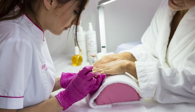 Ghid fiscal dedicat prestatorilor de servicii de înfrumusețare și întreținere corporală - ghidfiscaldedicatprestatorilorde-1651512624.jpg