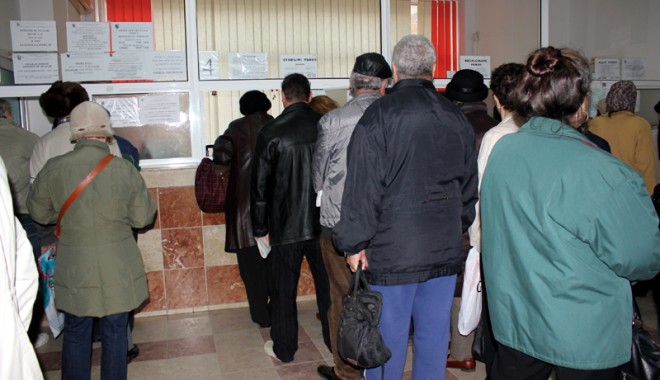 S-A MĂRIT PENSIA! CÂȚI BANI VOR LUA BĂTRÂNII ÎN PLUS - ghiseecasapensiilor2-1360684742.jpg