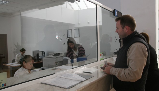 Astăzi este ultima zi pentru plata impozitelor și taxelor locale - ghiseu-1356091160.jpg