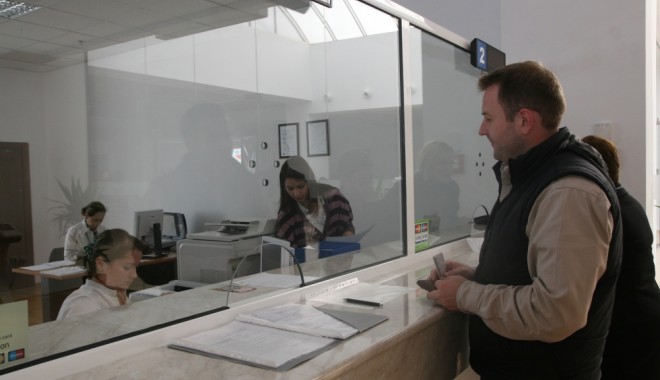 Pe 24 iunie băncile NU au program de lucru cu publicul - ghiseu1356091160-1371715708.jpg