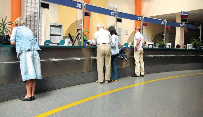 De la ce bănci pot lua credite fermierii constănțeni beneficiari ai măsurii 215 - ghiseubancar500-1361534873.jpg