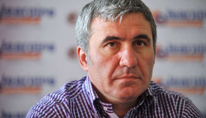 Anunț drastic a lui Gică Hagi. Vând tot! - gicahagi-1347696933.jpg
