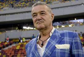 Gigi Becali, categoric în privinţa imunizării: ,,Nu mă vaccinez nici cu glonţ la cap'' - gigi-1634061544.jpg