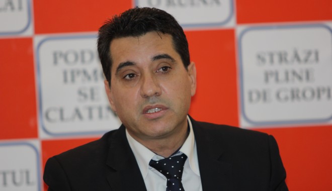 Gigi Chiru îndeamnă electoratul să nu mai voteze parlamentarii chiulangii - gigichiru39-1329990849.jpg