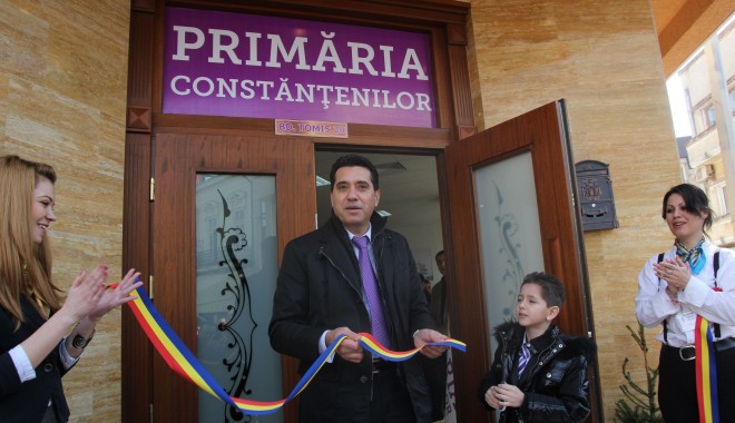 Gigi Chiru și-a făcut primărie la Constanța - gigichiruprimariaconstantenilor7-1331466132.jpg