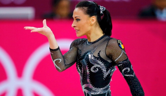 Gimnastele, verificare utilă înaintea Turneului Preolimpic. O constănțeancă, notă mare la paralele - gimmastele-1459878199.jpg