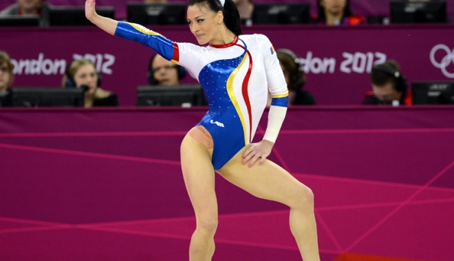 Cătălina Ponor va concura, la sfârșitul lunii, în Mexic - gimnasta-1479311962.jpg