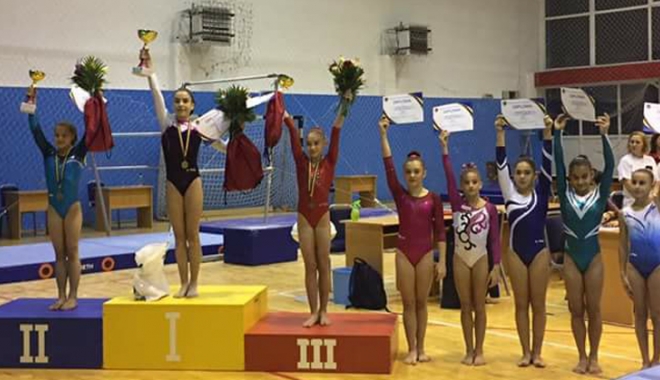 Gimnastă de la CS Farul, multiplă medaliată la Naționalele de junioare - gimnasta-1510682007.jpg