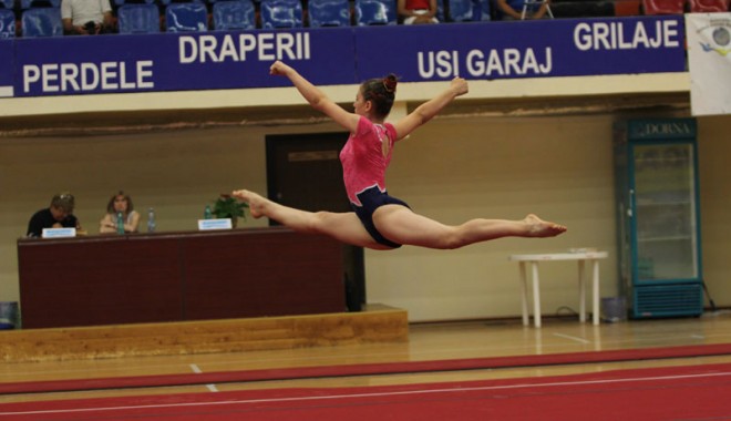 Care sunt speranțele gimnasticii constănțene pentru JO 2016 - gimnastica19-1351012578.jpg