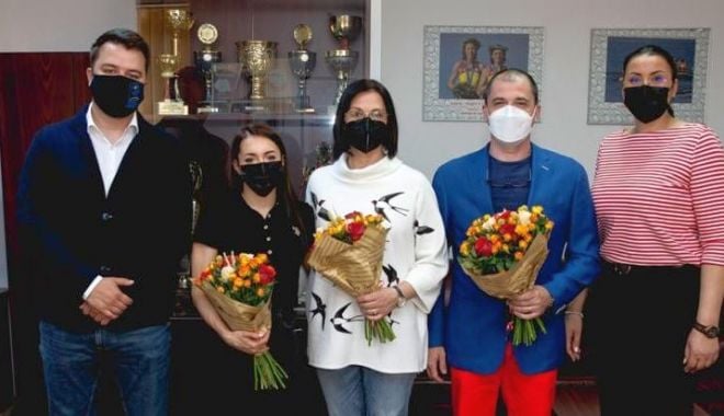 Gimnastică / Larisa Iordache și antrenorii săi, felicitați de conducerea CS Dinamo - gimnasticalarisa2804-1619621426.jpg