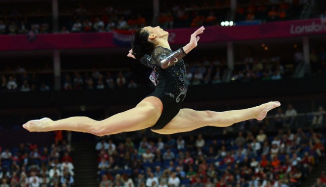 Cătălina Ponor participă la Gala Stelelor din Mexic - gimnasticaponor-1353447693.jpg