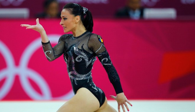 Cătălina Ponor se retrage oficial din gimnastică! - gimnasticaponor-1354102094.jpg