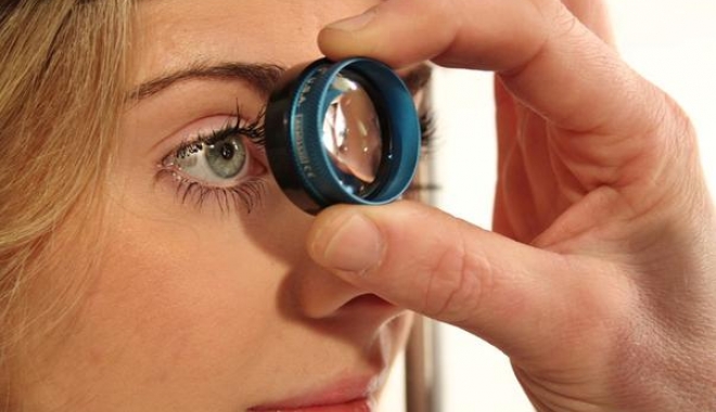 Glaucomul lasă fără vedere tot mai mulți adulți de peste 40 de ani - glaucom-1505212665.jpg