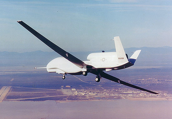 România și alte 12 state NATO vor investi trei miliarde de euro în avioane fără pilot pentru supravegherea Europei - global-1329389346.jpg