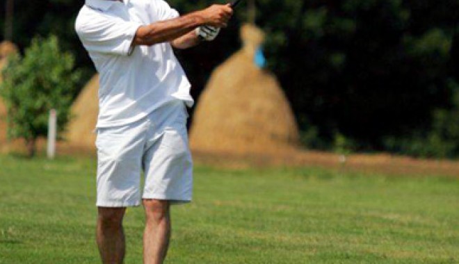 Cum se dă o veste proastă - golf-1352207512.jpg