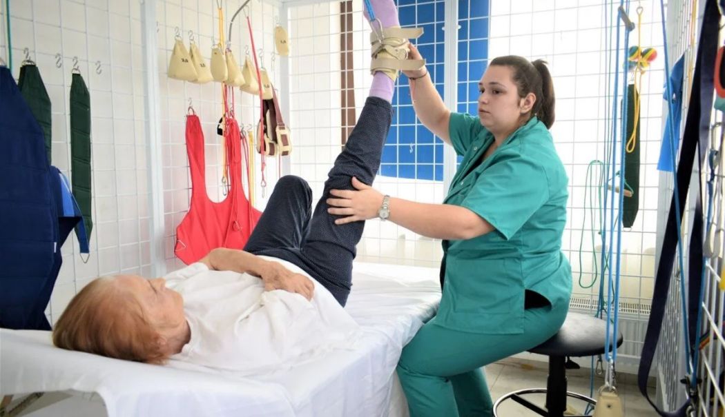 Kinetoterapia este o opțiune de tratament pentru pacienții cu gonartroză - gonartroza-1727178622.jpg