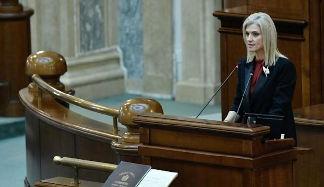 Senat: Pensia militară de serviciu ar putea fi retrasă colaboratorilor securității
