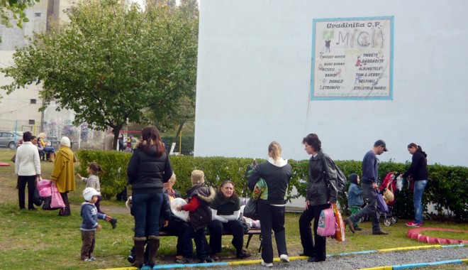 Cum și unde îți înscrii copilul  în grădinițele cu program prelungit - gradi-1368549248.jpg