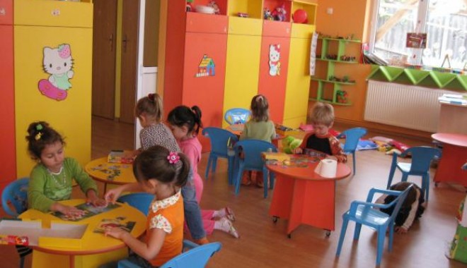 Program extins la Grădinița 2 din Murfatlar - gradi-1379070541.jpg