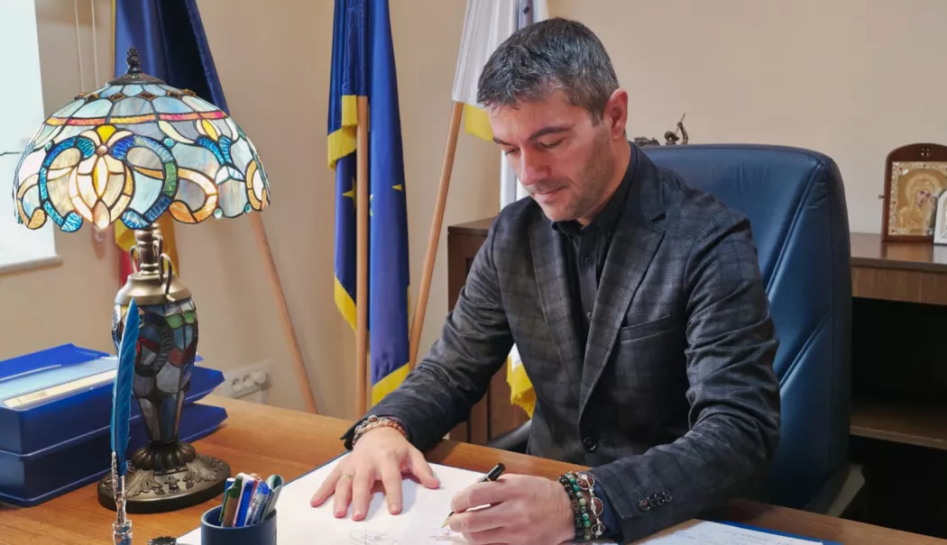 Primarul George Scupra: „Educația rămâne prioritatea noastră”. Finanțare obținută pentru Grădinița „Licurici”