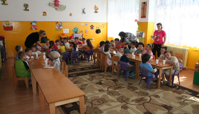 Grădinițele organizează festivaluri - gradinita171316465732-1386592277.jpg