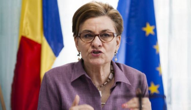 Maria Grapini s-a lăudat singură pe Facebook. 