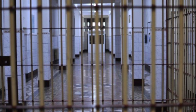 DEȚINUT MORT ÎN PENITENCIAR - gratii-1468422325.jpg