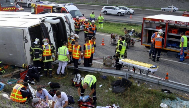 Grav accident de autocar, în centrul Franței - grav-1483880597.jpg