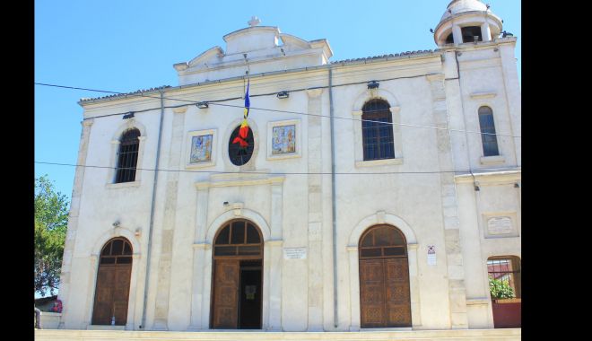 Ziua Minorităților Naționale, sărbătorită la Biserica Greacă „Metamorphosis” - greci13-1671003039.jpg