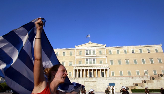 FMI exclude un nou împrumut pentru Grecia - grecia-1323873108.jpg