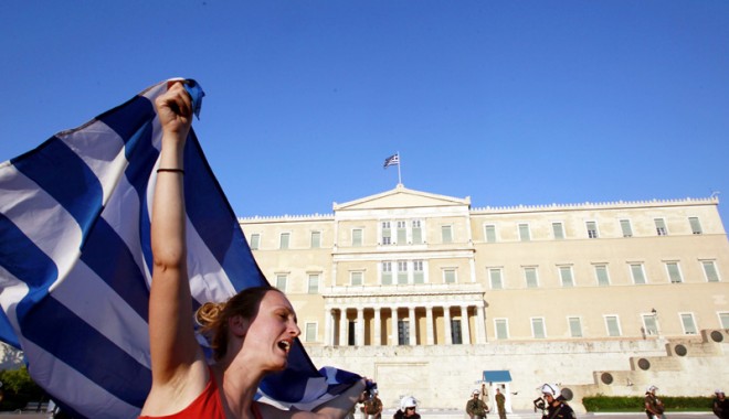 FMI: Măsurile de austeritate  din Grecia nu sunt suficiente - grecia-1326024113.jpg