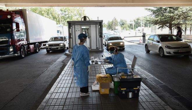 Coronavirus: 61 de cetățeni români au fost testați pozitiv pentru COVID-19 la intrarea în Grecia - grecia-1595437768.jpg