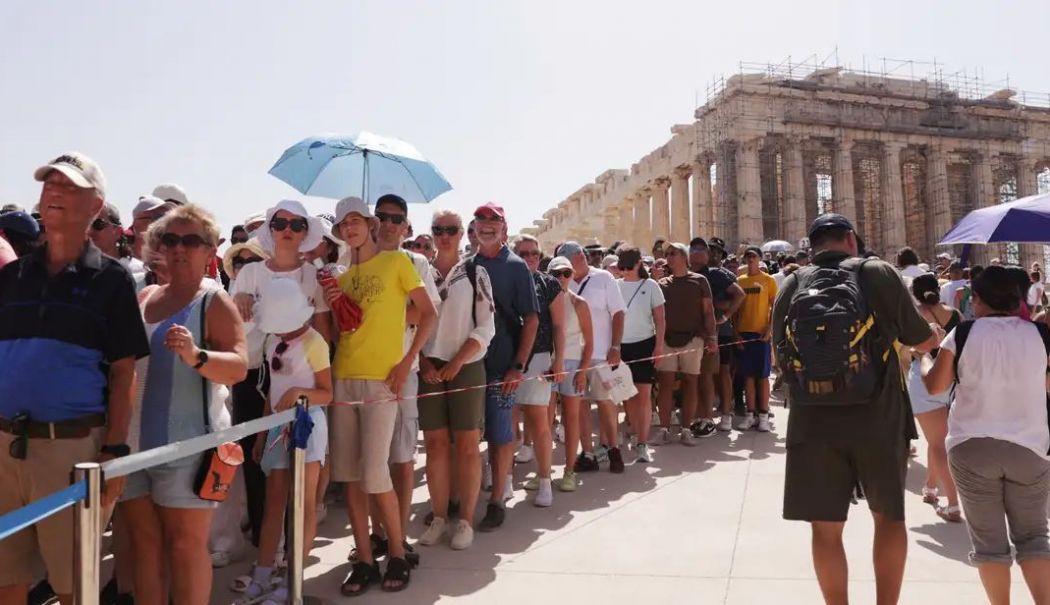 Grecia se pregătește de primul val de caniculă din an. Ministru: Riscul de incendii este „foarte ridicat”