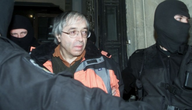 Guru Bivolaru scapă de acuzația de SEX cu minori. Judecătorii, AMENINȚAȚI înainte de ultimul termen - gregorianbivolaru270319mediafaxf-1371218185.jpg