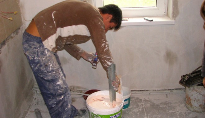 Fii meșter în casa ta! Pune singur gresia - gresie-1359474846.jpg