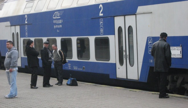 Mergi cu trenul spre munte? Reduceri de 50% la călătorii, pe sfârșit de săptămână - grevacfr-1384354859.jpg
