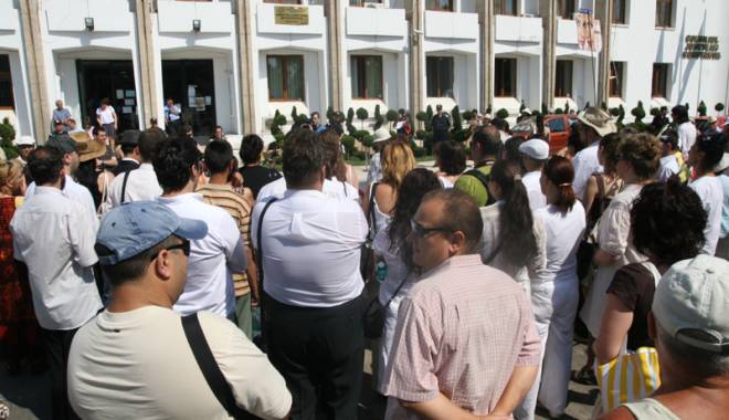 Grevă generală în administrația publică! - grevagenerala-1434727091.jpg