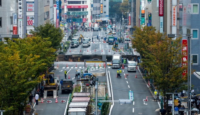 Groapa reparată în timp record în Japonia apare din nou - groapajaponia-1480341614.jpg