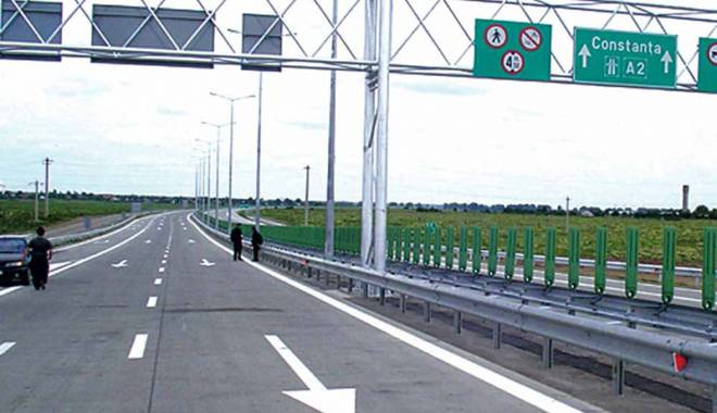 Gropile de pe Autostrada Soarelui umflă profitul CNADNR - gropi-1423405263.jpg