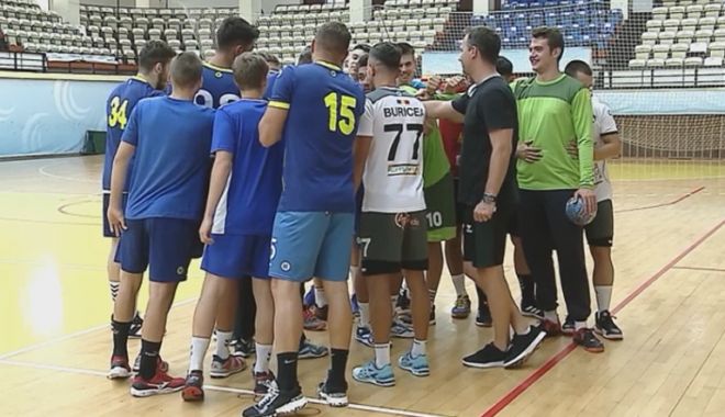 Grupele de copii și juniori de la HCDS se antrenează pe plajă - grupele-1596131321.jpg
