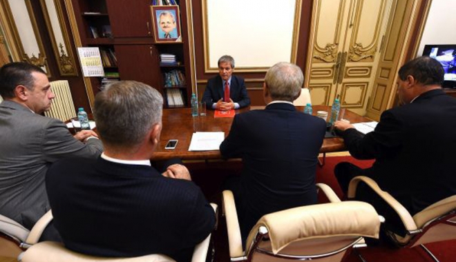 Guvernul pune în dezbatere un proiect privind votul în străinătate - guvern-1469634434.jpg